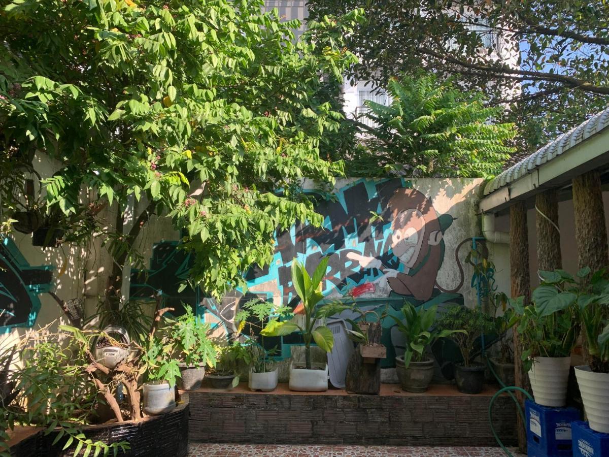 Vang Vieng Lily Backpackers Hostel ภายนอก รูปภาพ