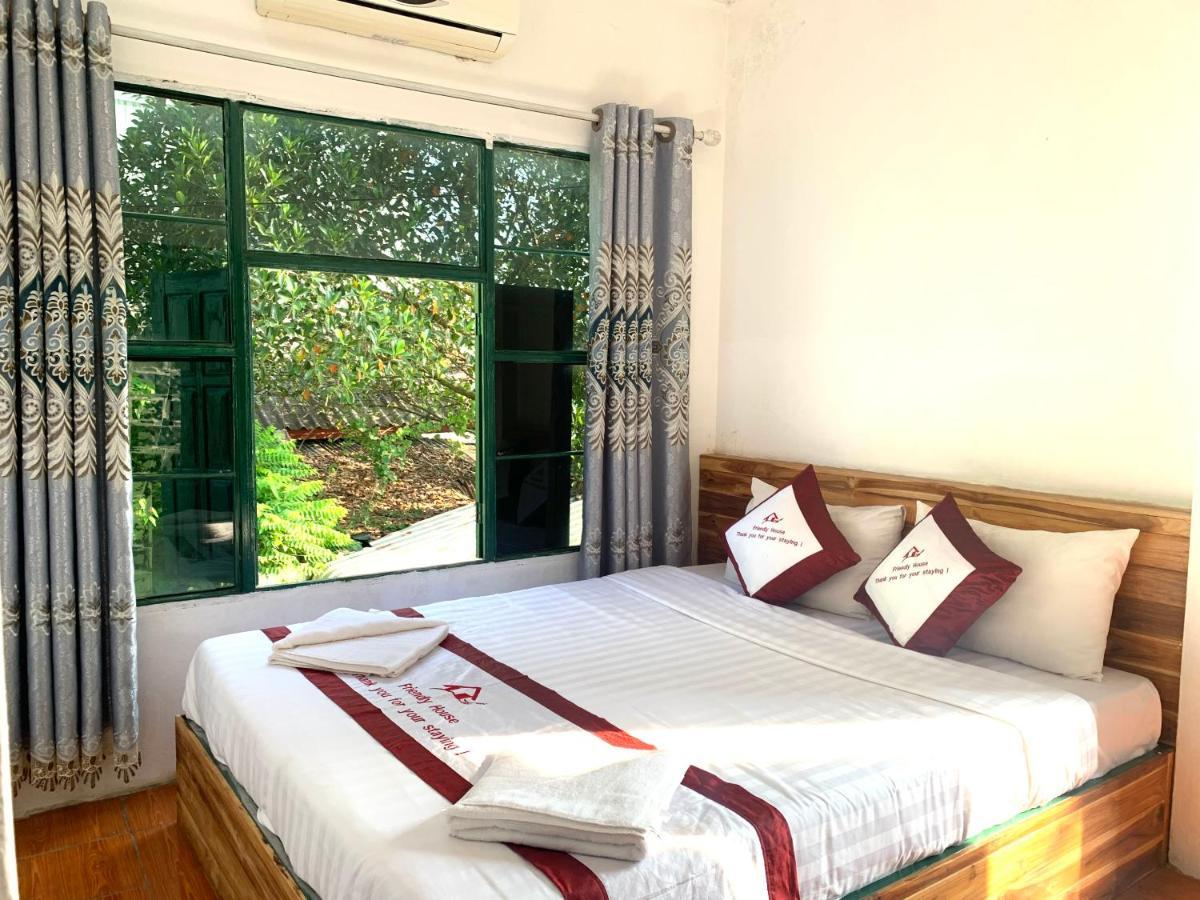Vang Vieng Lily Backpackers Hostel ภายนอก รูปภาพ