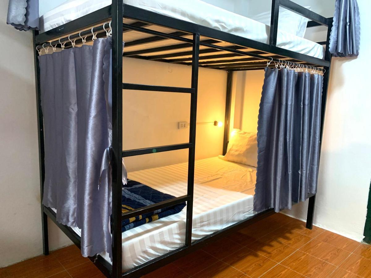 Vang Vieng Lily Backpackers Hostel ภายนอก รูปภาพ