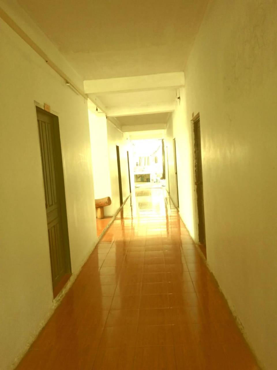 Vang Vieng Lily Backpackers Hostel ภายนอก รูปภาพ